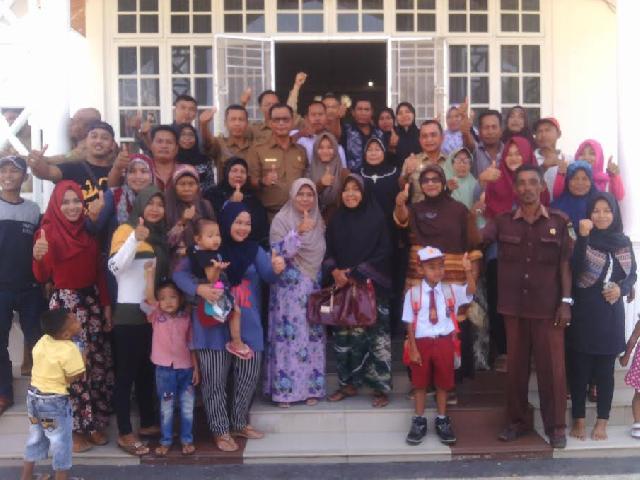 Bupati lepas Keberangkatan Nurliza Ikuti D'Academi 4