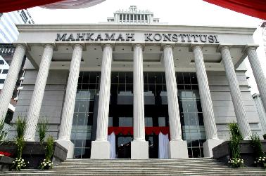 MK Terendam Banjir, Sidang Ditunda