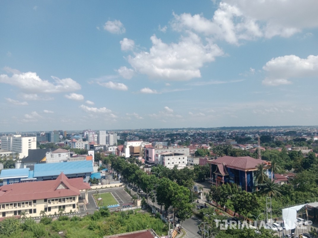 Suhu Udara Capai 34 Derajat, Riau Masih Berpotensi Diguyur Hujan