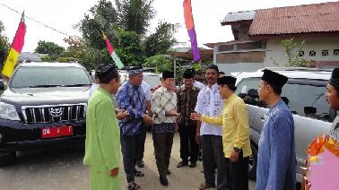 Masyarakat Minta Ketua DPRD Kampar Perbaiki Jalan Sukajadi
