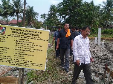 Komisi IV Kunlap Pembangunan Sekolah Pinggiran