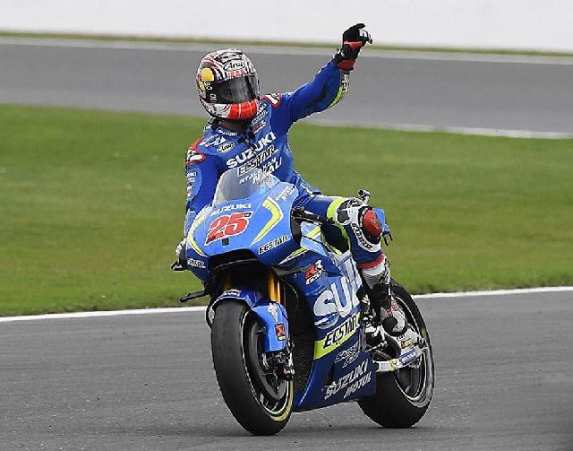 Espargaro: Vinales Akan Bersaing Ketat dengan Rossi di Yamaha Musim Depan