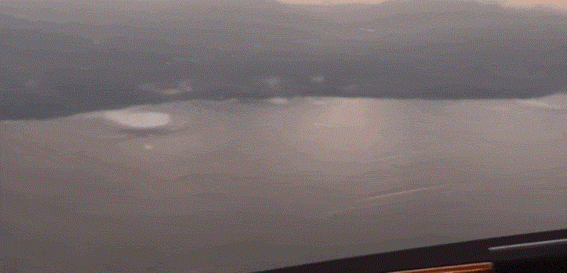 Pilot Lepas Landas di Tengah Gempa Palu, Di balik Cockpit  ia lihat Gelombang Air di Pantai Aneh