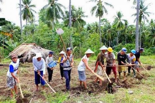 Gemohing Tradisi Gotong Royong Dalam Indahnya Syair And Pantun