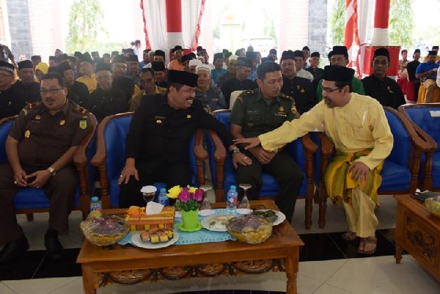 Bupati Amril: Lembaga Adat Lebih Paham Seluk Beluk Desa