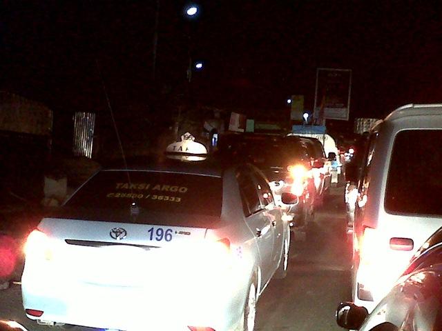 Arus Balik H+3 Lintas Sumbar-Riau Merayap