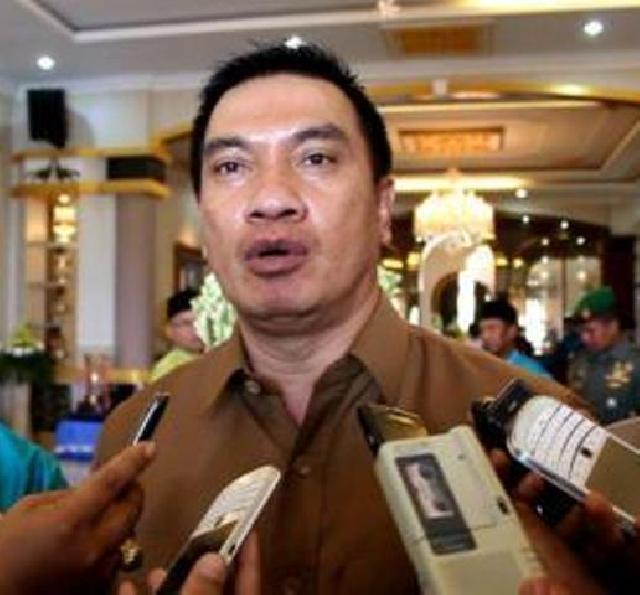 Jadi Tersangka, Bupati Rokan Hulu Dicegah KPK