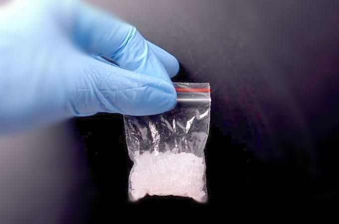 Simpan Sabu dalam Kotak Rokok, Oknum Sipir Rutan Sialang Bungkuk Tabrak Polisi saat Diamankan