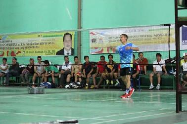 Tim Bulutangkis Riau Sumbang Emas Perdana