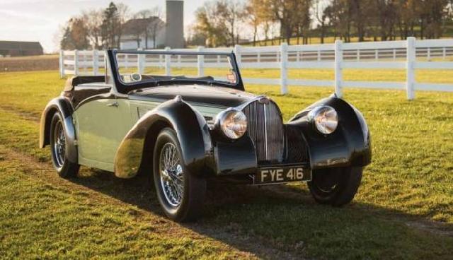 Mobil-mobil Klasik Harga Fantastis, Bugatti Paling Mahal