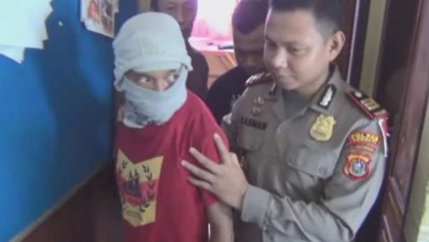 Pacarnya Dikenalkan ke Pria Lain, Pria Ini Tikam Sahabatnya Hingga Tewas