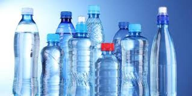 Alasan lingkungan, minuman kemasan botol plastik bakal kena cukai