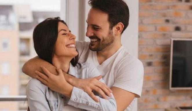7 Kunci Suami Bahagia dan Setia Pada Istri