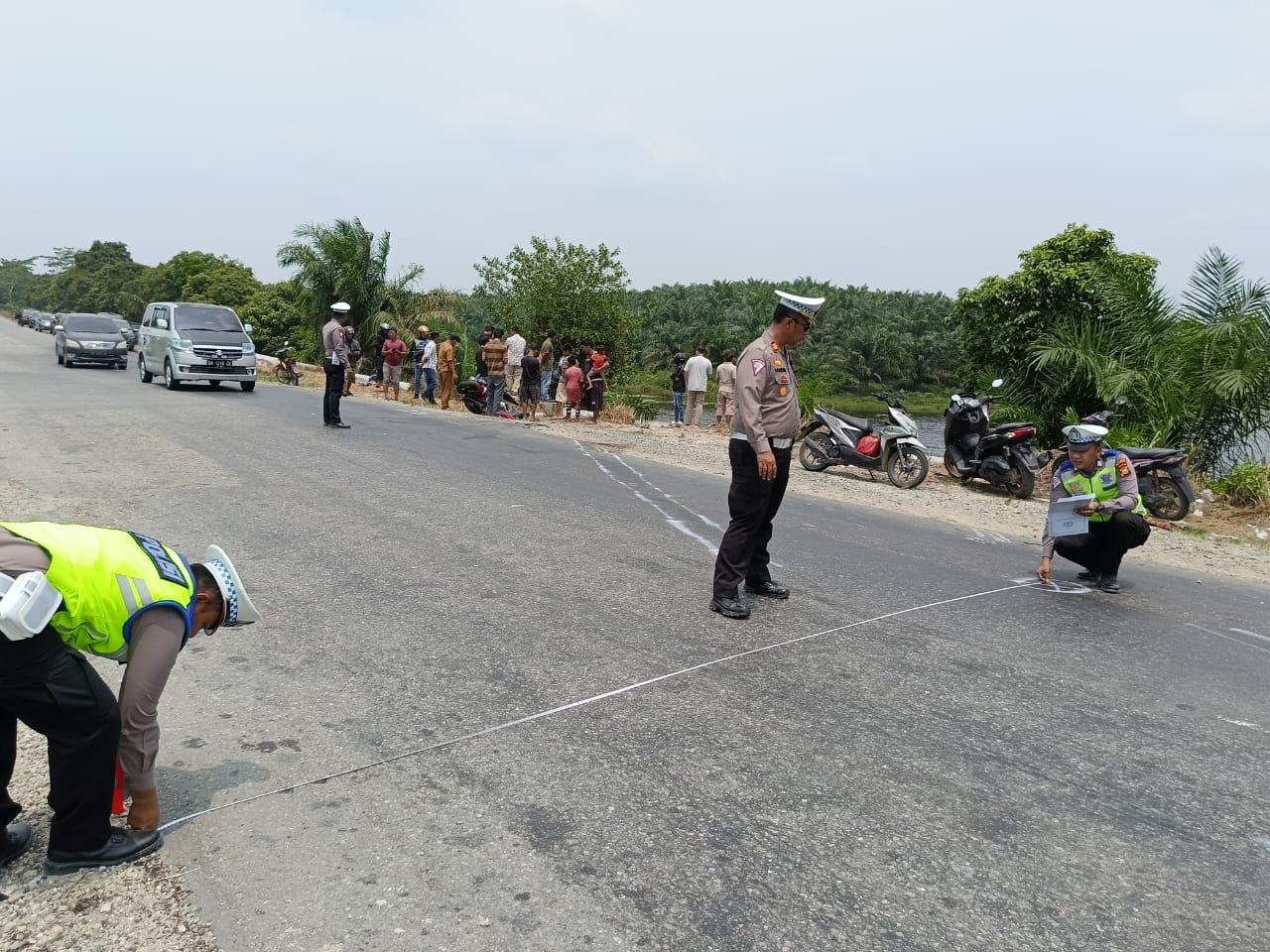 Tragedi Kecelakaan di Jalan Lintas Perawang-Siak: Pemotor Meninggal di Tempat