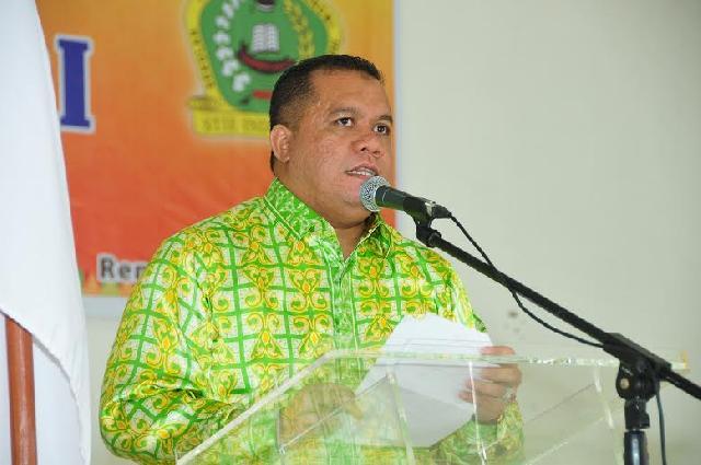 Bupati Yopi Terima Penghargaan Kawastara Pawitra dari Mendikbud