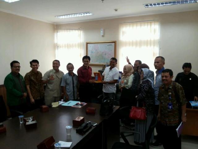 Pansus Tatib DPRD Kota Pekanbaru Kunjungi DPRD Bandung