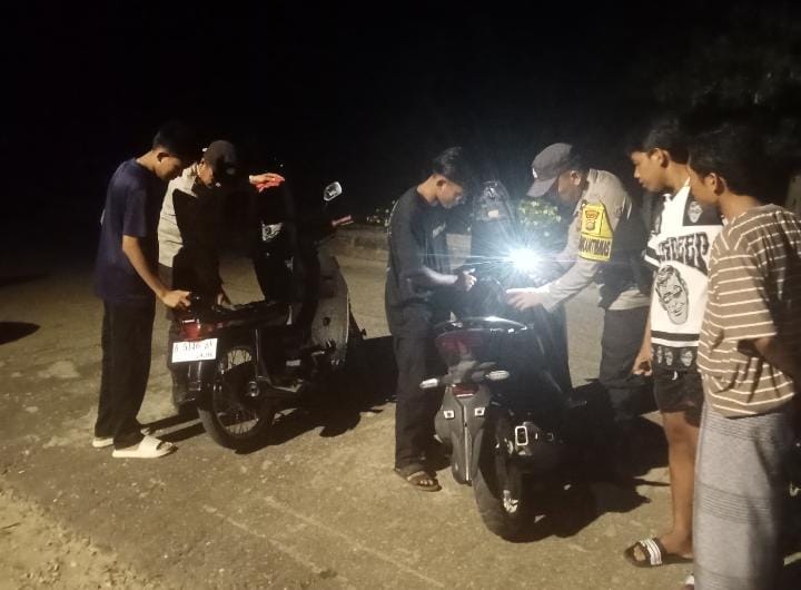 Polsek Rimba Melintang Patroli Blue Light dan Sosialisasi Call Centar 110