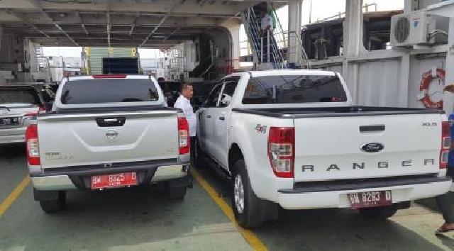 Ikut Antri Dipelabuhan RoRo, Warga Apresiasi Sikap Ketua DPRD