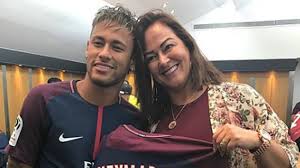 Neymar Dukung Ibunya Pacari Berondong 22 Tahun