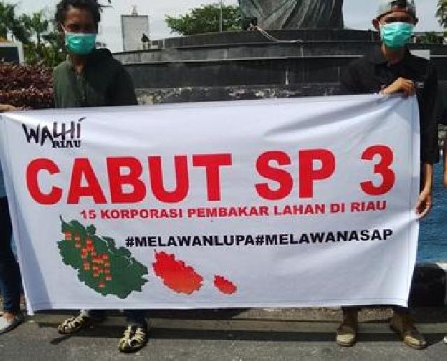 Walhi Protes SP3 Terhadap 15 Korporasi Pembakar Lahan di Riau