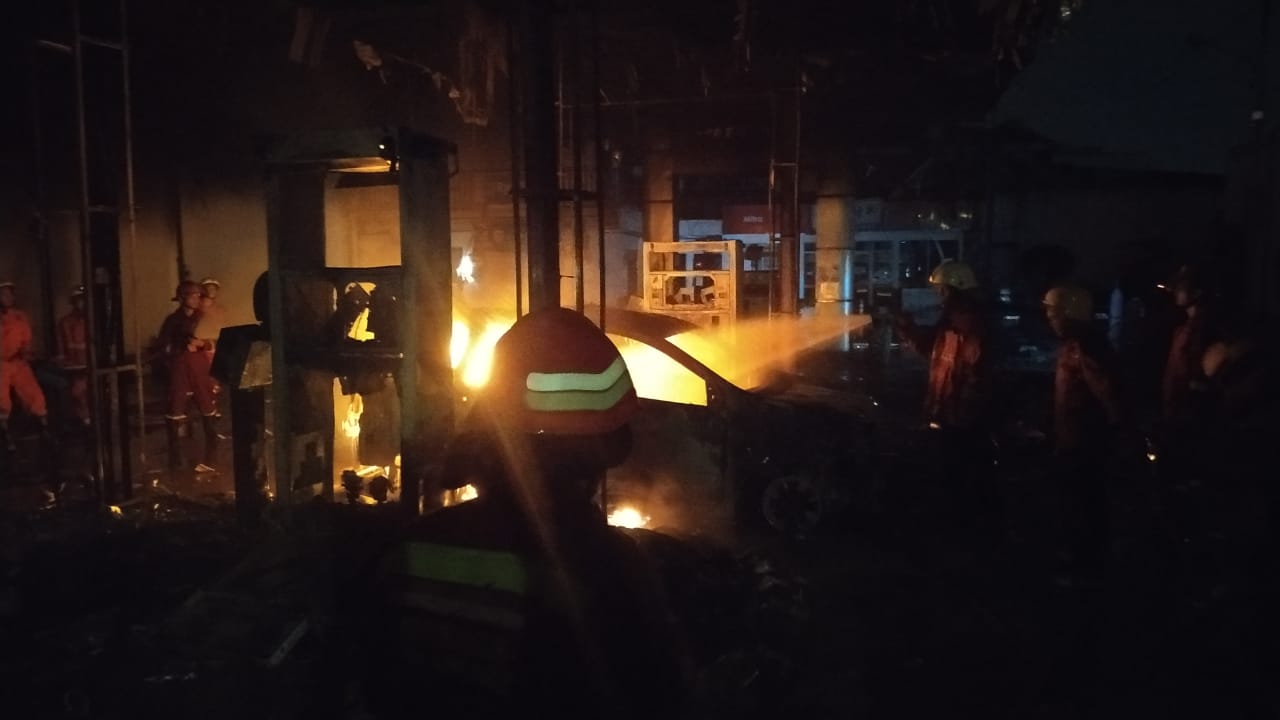 Diduga Sinyal Handphone Picu Kebakaran di SPBU Ababil, Pengemudi Avanza Alami Luka Bakar