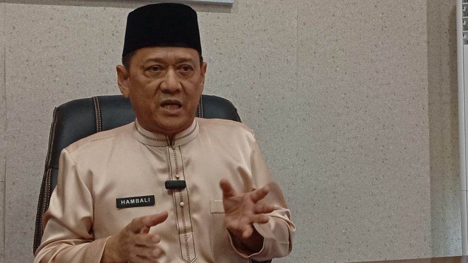 Sekda Kampar Pensiun Dini, Hambali: Kalau Toke Sudah Tak Suka, Lebih Baik Keluar