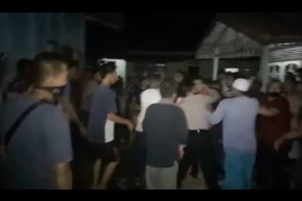 Tangkap 2 Bandar Narkoba di Padang, Polisi Dikeroyok Keluarga Tersangka