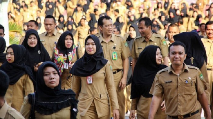 Horee.. Tinggal Diteken Jokowi, Gaji Ke-13 Cair Minggu Depan
