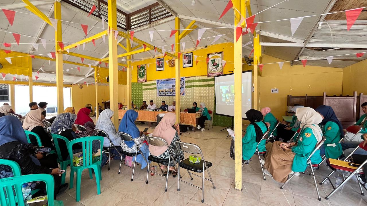 Mahasiswa KKN UHT Pekanbaru Gelar Musyawarah Desa dan Aksi Partisipatif di Trimulya Jaya