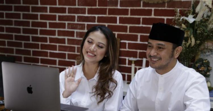 Giring Mau Nyapres 2024, Chyntia Riza Mencontoh Kesederhanaan Jokowi Dan Iriana