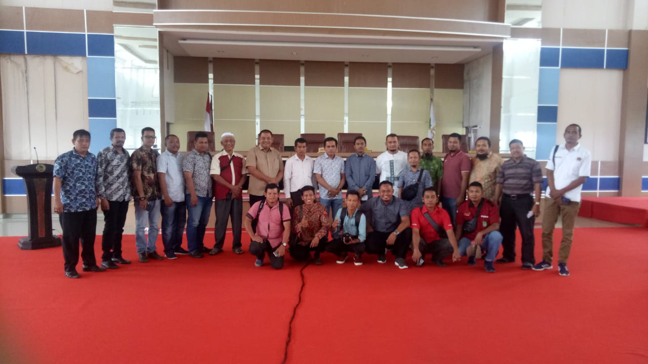 Zaini Terpilih Aklamasi Pimpin Forum Wartawan Legislatif Rohil