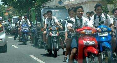 Antisipasi Pelajar Pakai Motor, Pemko Pekanbaru Belum Perlu Perwako