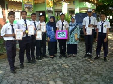 SMPN 7 Pekanbaru Juara 1 Volly Ball Putra