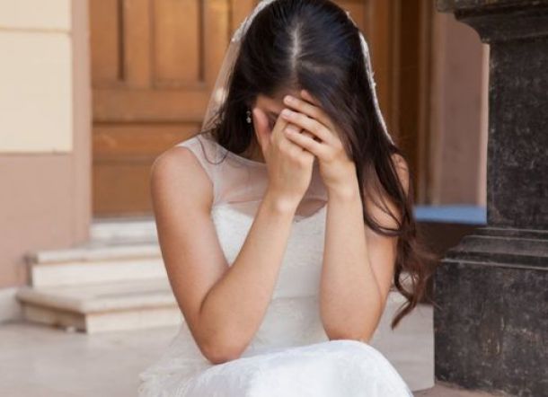 Wanita ini Tidak Sadar Dirinya Ditipu untuk Menikahi Orang Asing