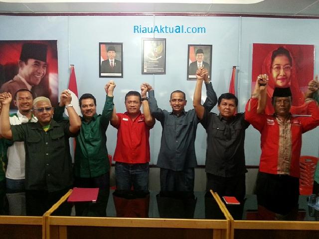 Ketua DPC PPP Pekanbaru Kembalikan Formulir Cawako ke PDIP