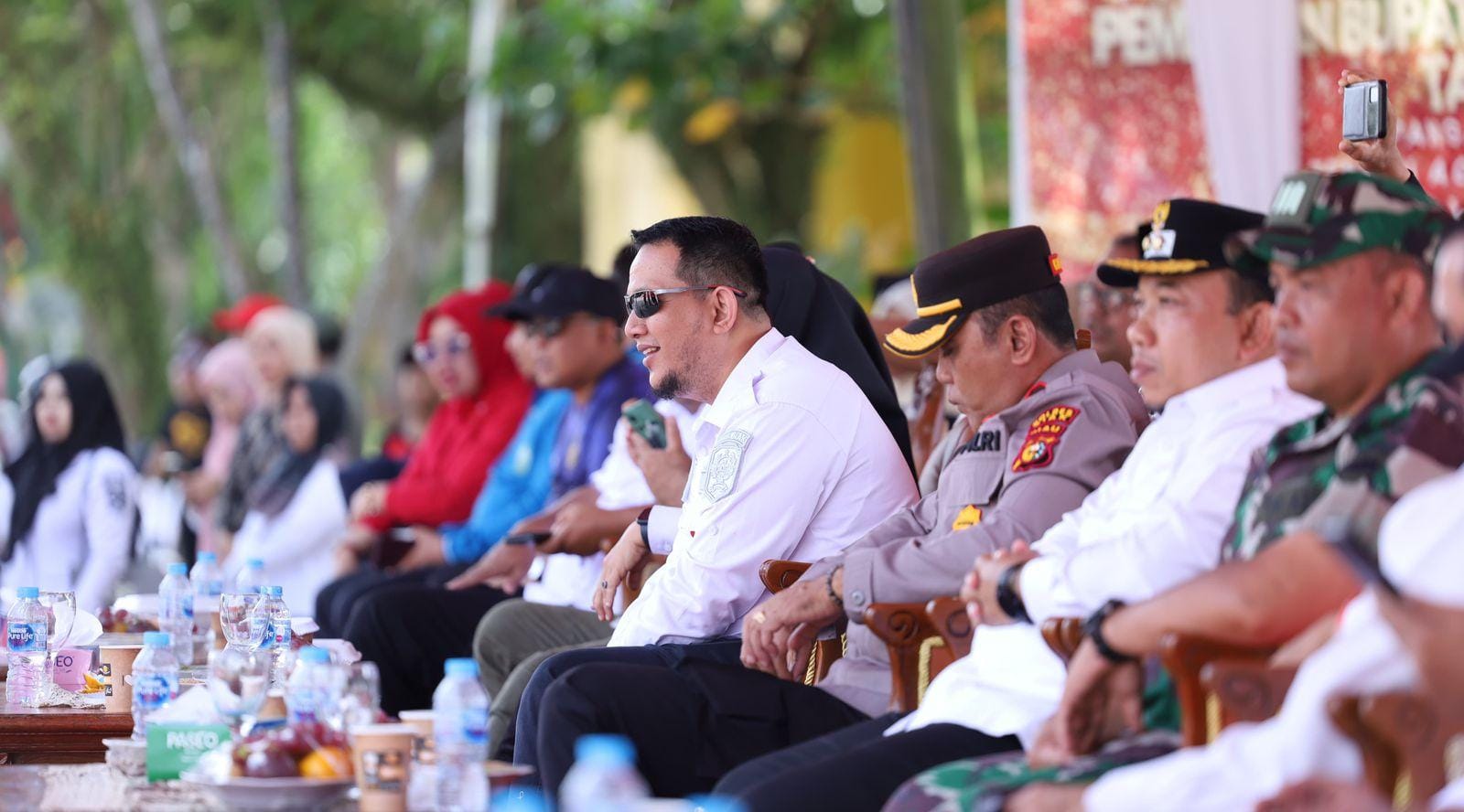 Sambut 17 Agustus, Disdikbud Siak Gelar Lomba Gerak Jalan Beregu Bersama Guru dan Pelajar