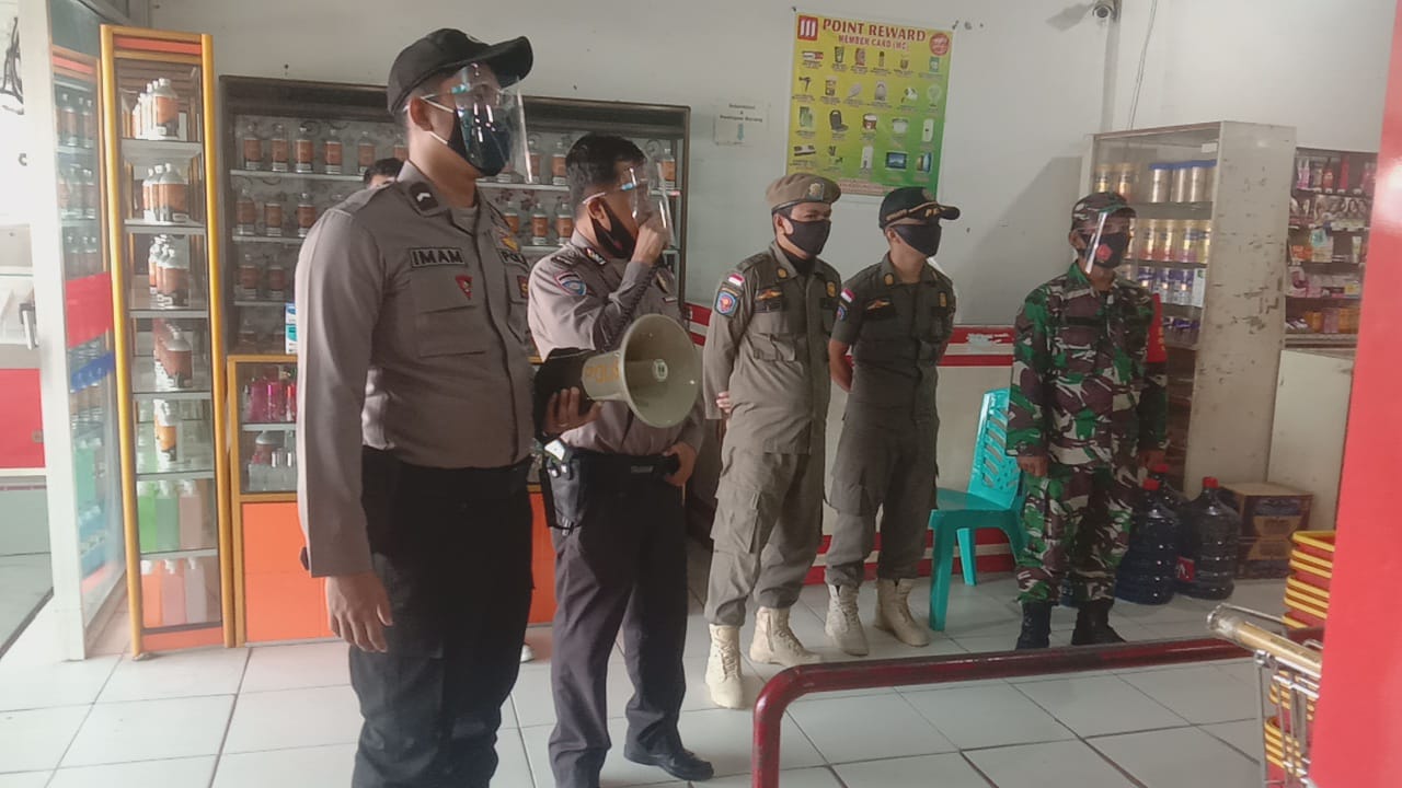 Polsek Pangkalan Kuras Lakukan Operasi Yustisi Gabungan Dengan TNI dan Satpol PP
