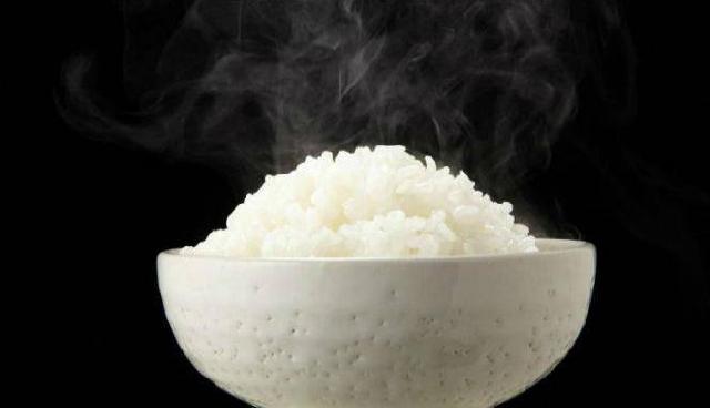 Satu Mangkuk Nasi Setara dengan Dua Kaleng Soda