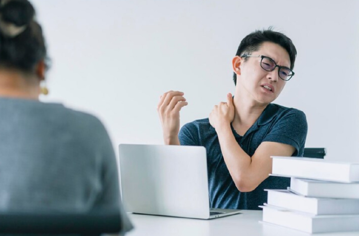 3 Cara untuk Kurangi Nyeri Saraf Kejepit