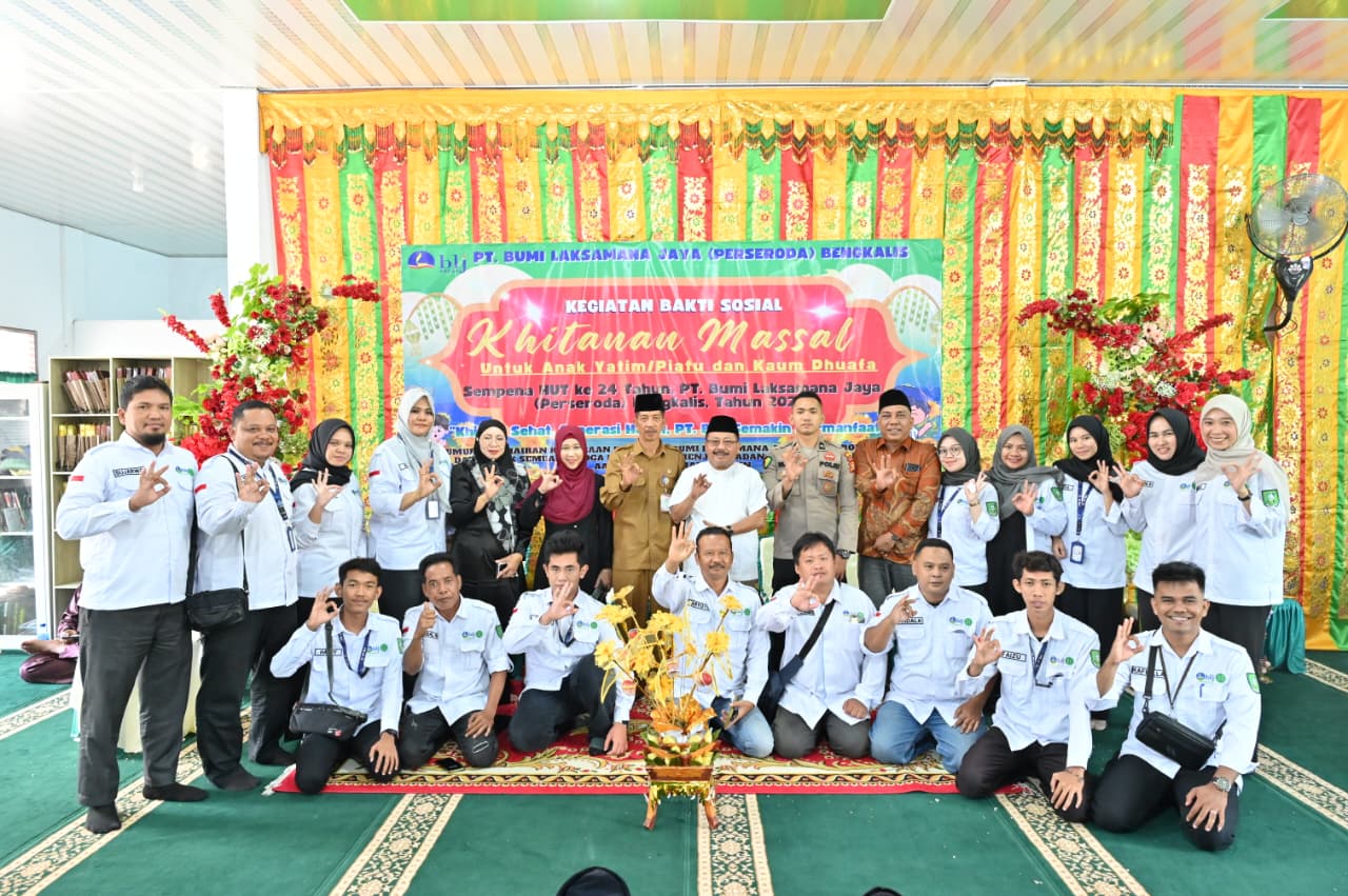 HUT ke-24 PT BLJ, 100 Anak Yatim dan Dhuafa Ikut Khitan Massal di Bengkalis