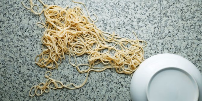 Ternyata Bukan 5 Menit, Bahkan Hanya 5 Detik Bisa Buat Makanan Jatuh di Lantai jadi Berbahaya