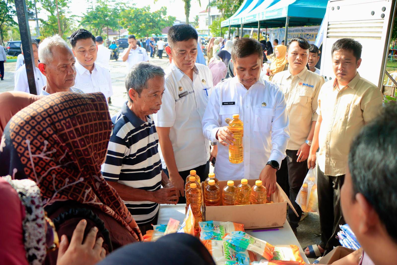 Bupati Kampar Buka Gerakan Pangan Murah Jelang Idul Adha 1446 H