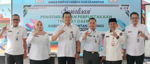 Pemkab Kuansing Perkuat Literasi Desa Lewat Pengembangan Perpustakaan