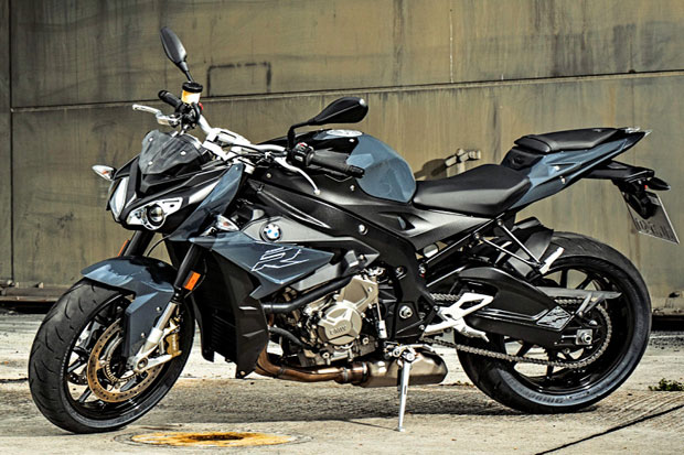 Dibikin Telanjang, BMW S1000R Facelift Mampu Melejit Kencang