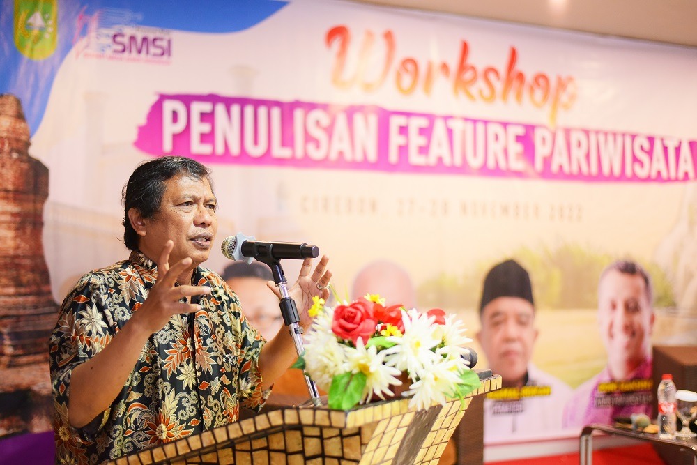 Tiga Narasumber Jadi Pembicara di Workshop 'Teknik Menulis Fature Pariwisata' SMSI Riau