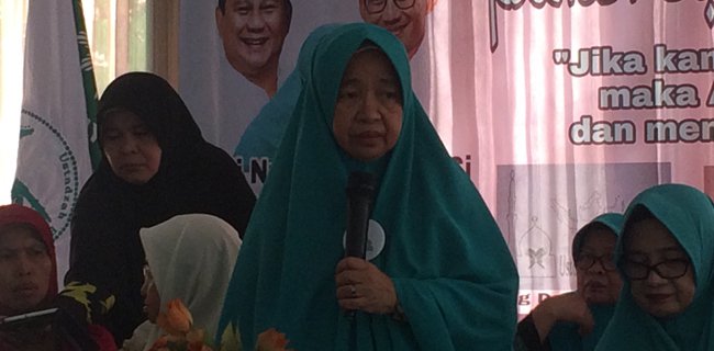 Ustadzah Peduli Negeri: Polisi Telah Berbuat Zalim Ke Neno Warisman