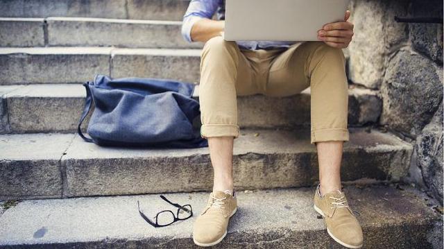 Kala Celana Cingkrang Menginvasi Fesyen Pria AS dan Korea