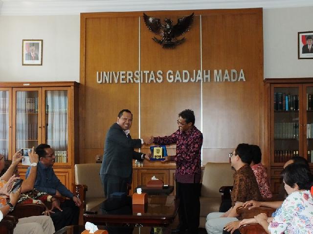 Hebat ! Pemkab Meranti dan UGM Jalin Kerjasama Resarch And Develoment