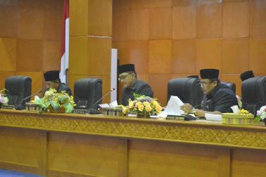 Ketua DPRD Sayangkan Tingkat Kehadiran Anggota Dewan Saat Paripurna Menurun