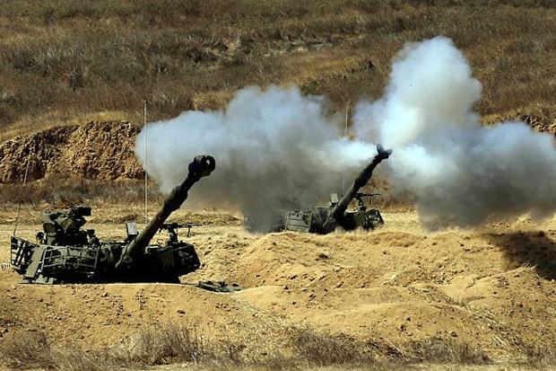 Tank dan Pesawat Israel Hujani Gaza dengan Tembakan